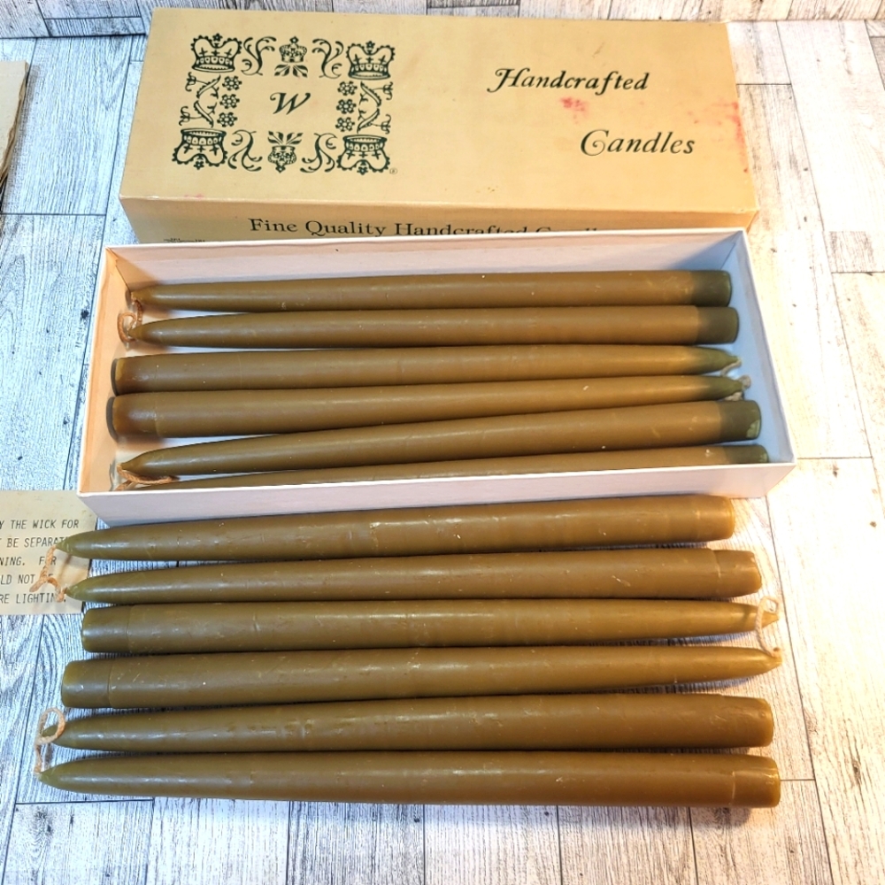 Vtg Williamsburg Soap & Candle Co. Bayberry Candles 1 Dozen 12" Taper NOS